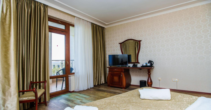 aquaview-hotel-44c619b73287cb8c.jpeg