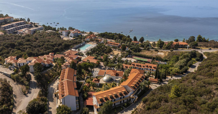 aristoteles-holiday-resort-spa-639c73f050b3f087.jpeg