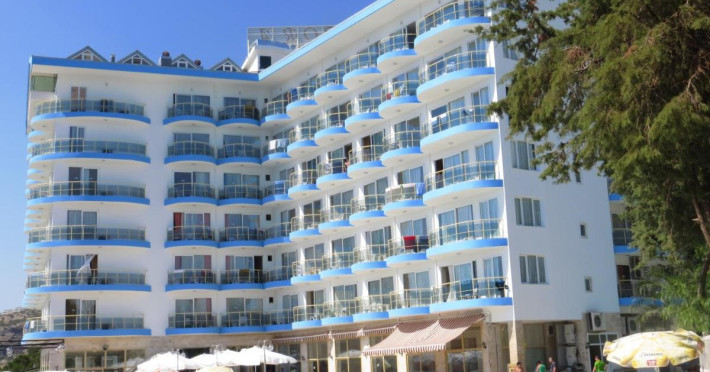 arora-hotel-bf1a67f22400e137.jpeg