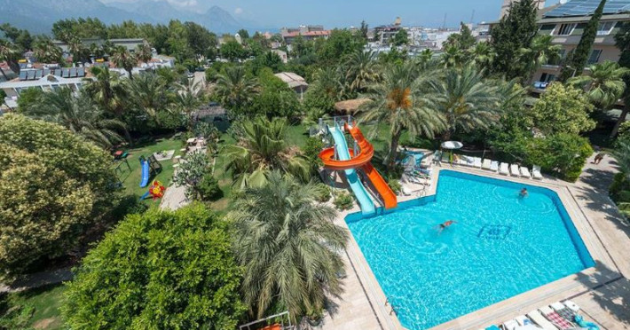 asdem-park-hotel-f09240c32b4422c2.jpeg