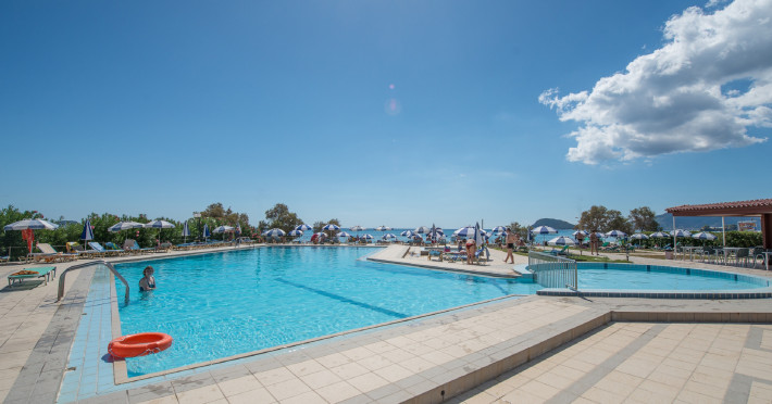 astir-beach-hotel-zante-54a1d85b696ba5c2.jpeg