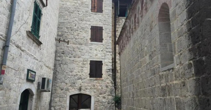athos-boutique-hotel-91c51d8203fea129.jpeg