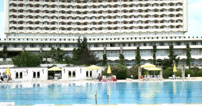 athos-palace-hotel-35eb658f931563fe.jpeg