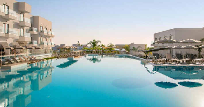 atlantica-aqua-blue-a3de28309f2a096b.jpeg
