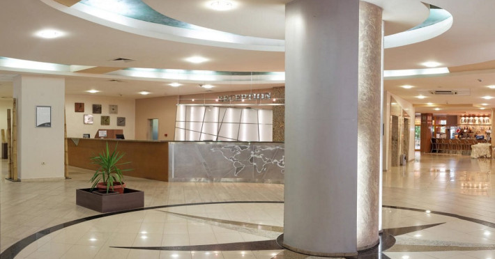atlas-hotel-1ba2fc9ac29dcc79.jpeg