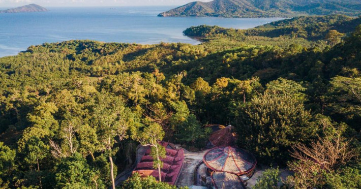atremaru-jungle-retreat-b6c262ea72565b3d.jpeg