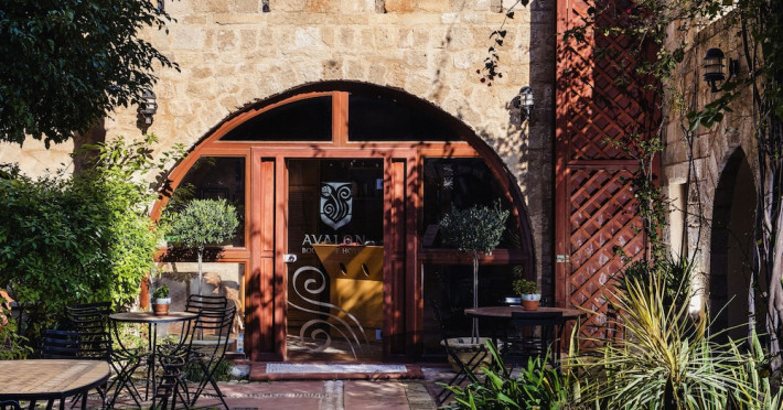avalon-boutique-suites-f0a807d5ba1143cb.jpeg