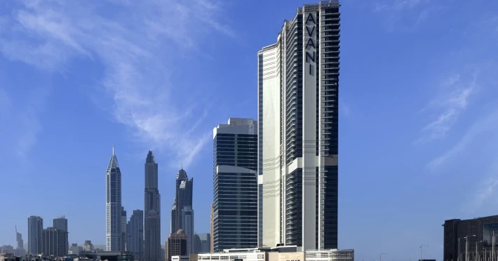 avani-palm-view-dubai-hotel-suites-8ebe70b5cfc45461.webp