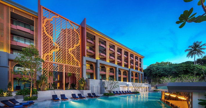 avista-grande-phuket-karon-mgallery-c05d577317126dd5.jpeg