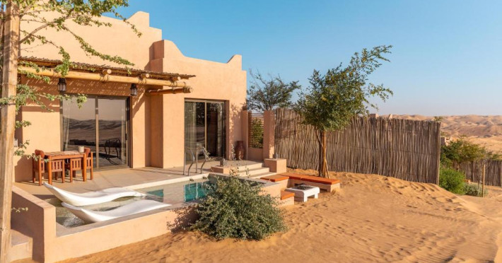 bab-al-nojoum-bateen-liwa-8a322e9b8c68590a.jpeg
