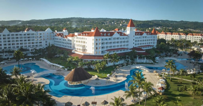 bahia-principe-grand-jamaica-resort-98c0ea8b91d3fcc9.jpeg