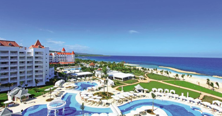 bahia-principe-luxury-runaway-bay-adults-only-7f2b1a655afb8551.jpeg