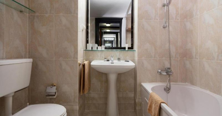 baia-madeira-hotel-ocean-beachfront-e6f0d33301761fab.jpeg
