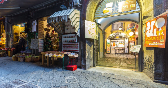 baubo-s-g-armeno-by-napoliapartments-49319b5bb2d0a8b3.jpeg