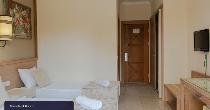 belpoint-beach-hotel-d6334c36f3efb470.jpeg
