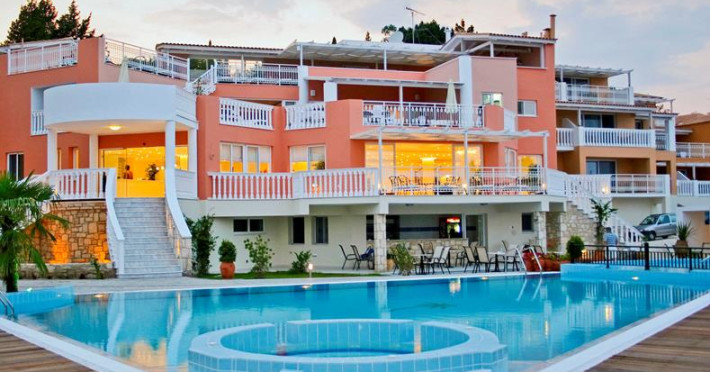 belvedere-hotel-skiathos-eb54a3c77d3afca2.jpeg