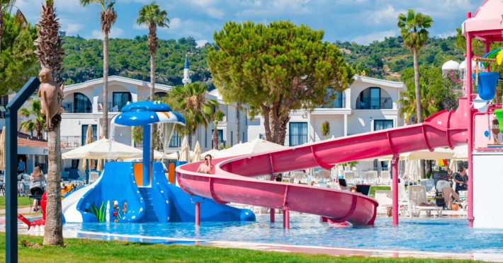 benata-hotel-9393e99b40b755bd.jpeg