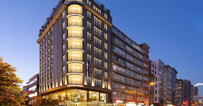 bentley-hotel-bosphorus-a95c2a1022c3c11d.jpeg
