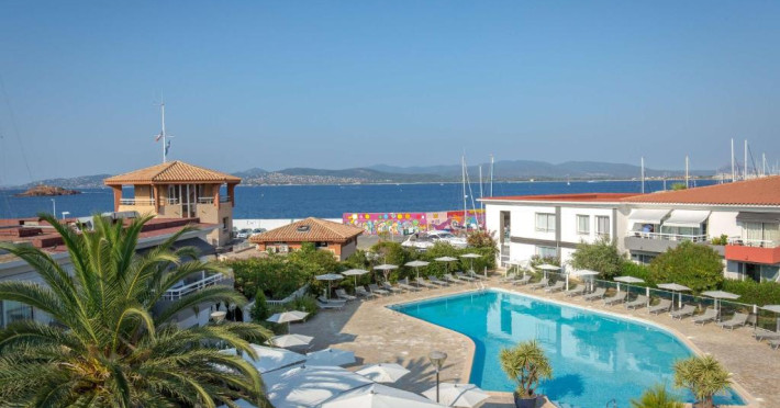 best-western-hotel-la-marina-c1145060cc3beca2.jpeg
