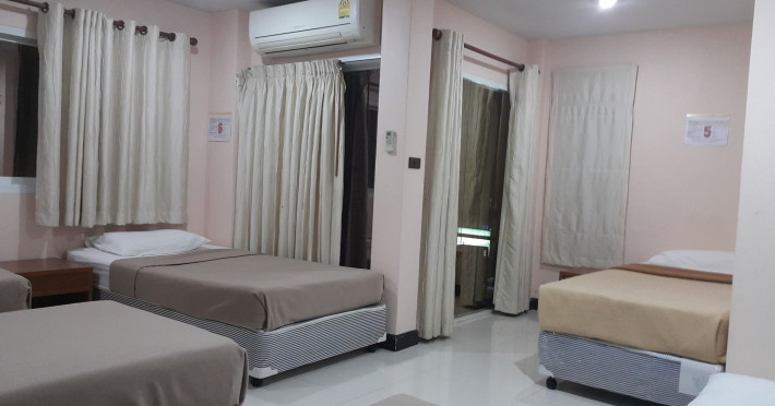 bgw-phuket-hostel-cf4fa40223f5b945.jpeg