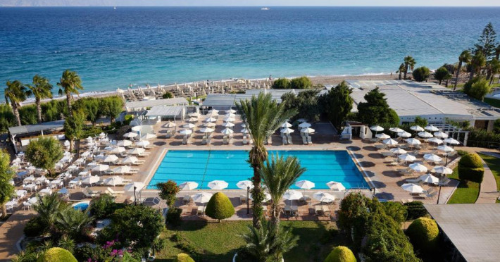 blue-bay-resort-27dd91c81a37cf53.jpeg
