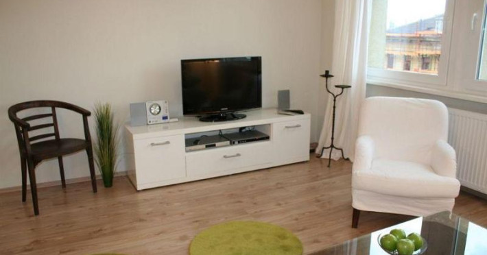 blue-danube-apartments-fe87092e9433a919.jpeg