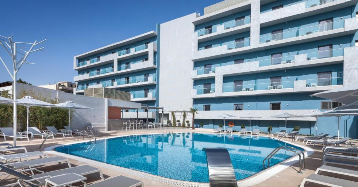blue-lagoon-city-hotel-7cd880c18df240a1.jpeg