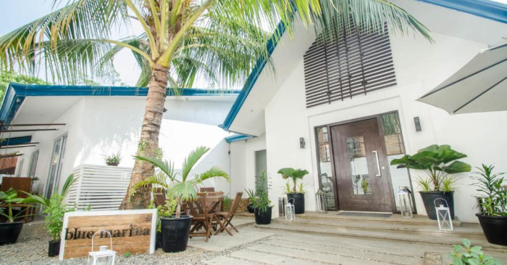 blue-marina-boracay-825e5c9118801094.jpeg