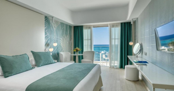 blue-marlin-deluxe-spa-resort-4ad7d48d876199d3.jpeg
