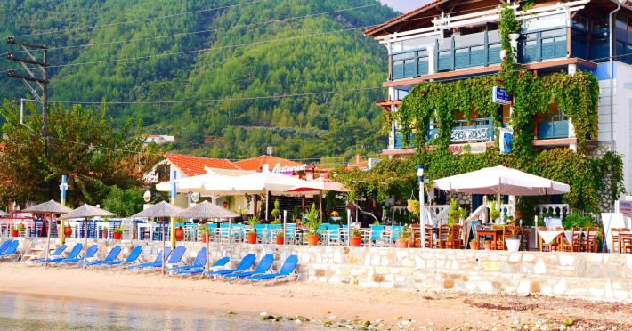blue-sea-beach-boutique-resort-b5de063c54be6416.jpeg