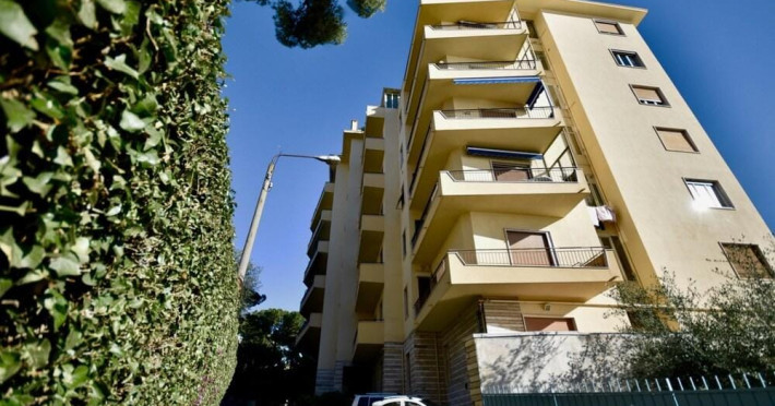 blue-sky-apartment-by-wonderful-italy-e8de1a5c1059661f.jpeg