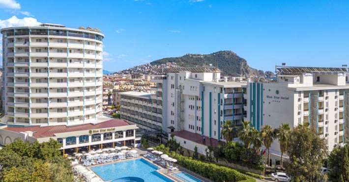 blue-star-hotel-4b3ea348c7c1dbe9.jpeg