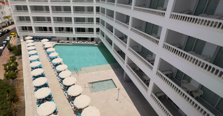bluesea-lagos-de-cesar-a6ce8446b5dd6367.jpeg