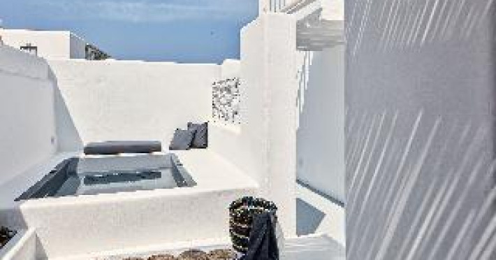 boho-suites-mykonos-13b8ad9dd4daba5d.jpeg