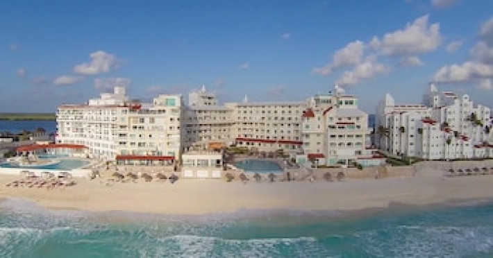 bsea-cancun-plaza-hotel-8a4d72635a365cbd.jpeg