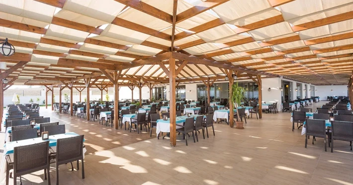 calido-maris-hotel-e2d9a8dca2121321.webp