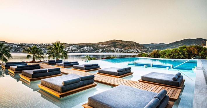 cape-bodrum-luxury-hotel-beach-c82408c3627bc966.jpeg