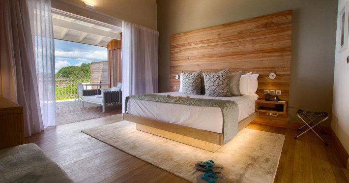 carana-beach-hotel-d8731b16b53c783b.jpeg