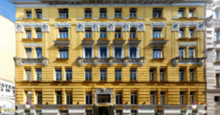 carlton-opera-f3f1d380a7739101.jpeg