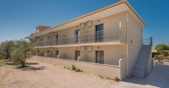 casa-77-zante-by-karras-hotels-88623da8ddf8df93.jpeg
