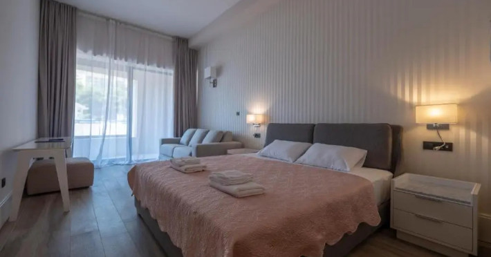 casa-al-mare-residence-79b1bd37b7eb114a.jpeg