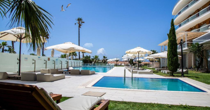 casa-de-playa-luxury-hotel-b41d68c7bd17048b.jpeg