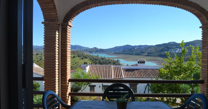 casitas-huetor-a2ed9cfd4181267b.jpeg