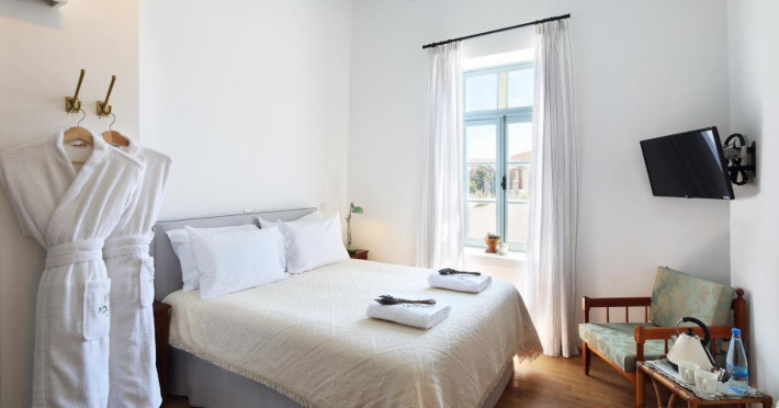Cavo Orient Beach Hotel