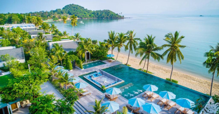 celes-beachfront-resort-a29e3062bb23bbe7.jpeg
