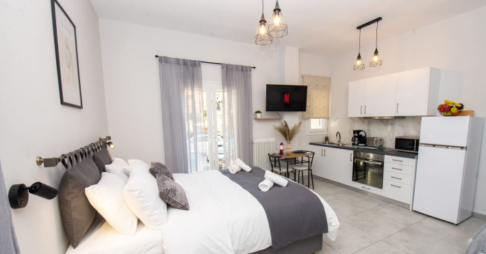 celestina-corfu-town-apartment-d3ec1627de6bba7e.jpeg