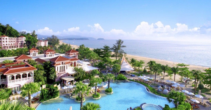 centara-grand-beach-resort-phuket-ac4ded2546db6b99.jpeg