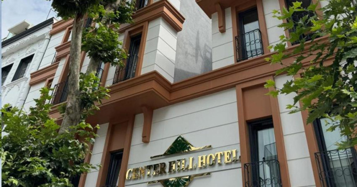 center-hill-hotel-ddb79810e8fe092c.jpeg