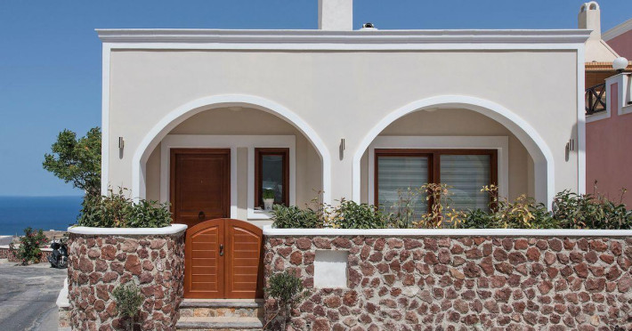 centro-house-santorini-dedc61aae419480c.jpeg