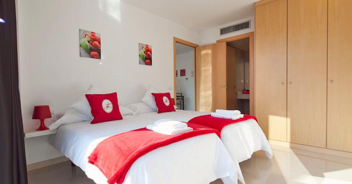 charmsuites-nou-rambla-8342f3a139268add.jpeg